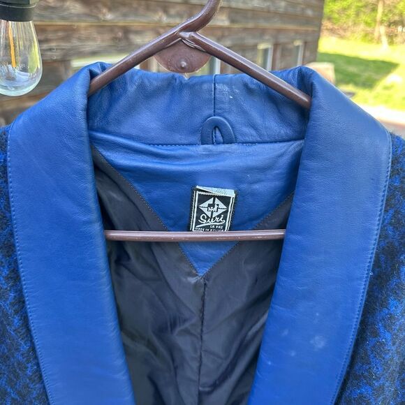 Vintage La Paz suri alpaca coat with leather trim. Size 16 - Picture 7 of 15